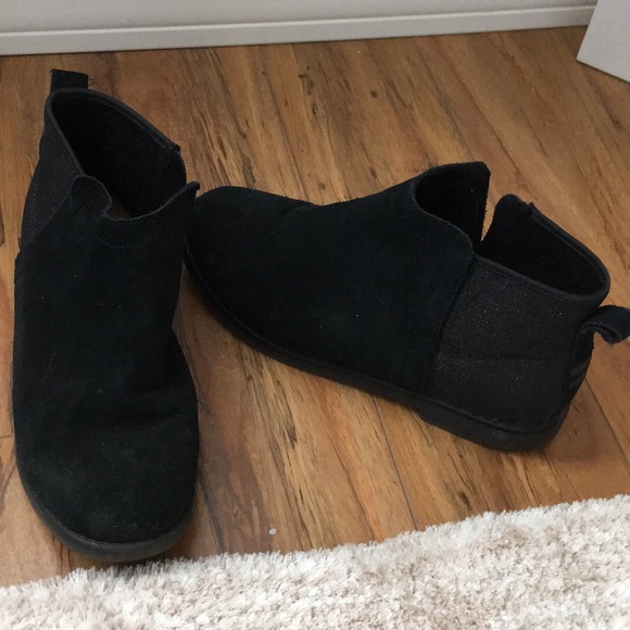 TOMS booties - Picture 1 of 6